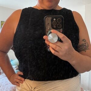 Black Old Navy linen tank top